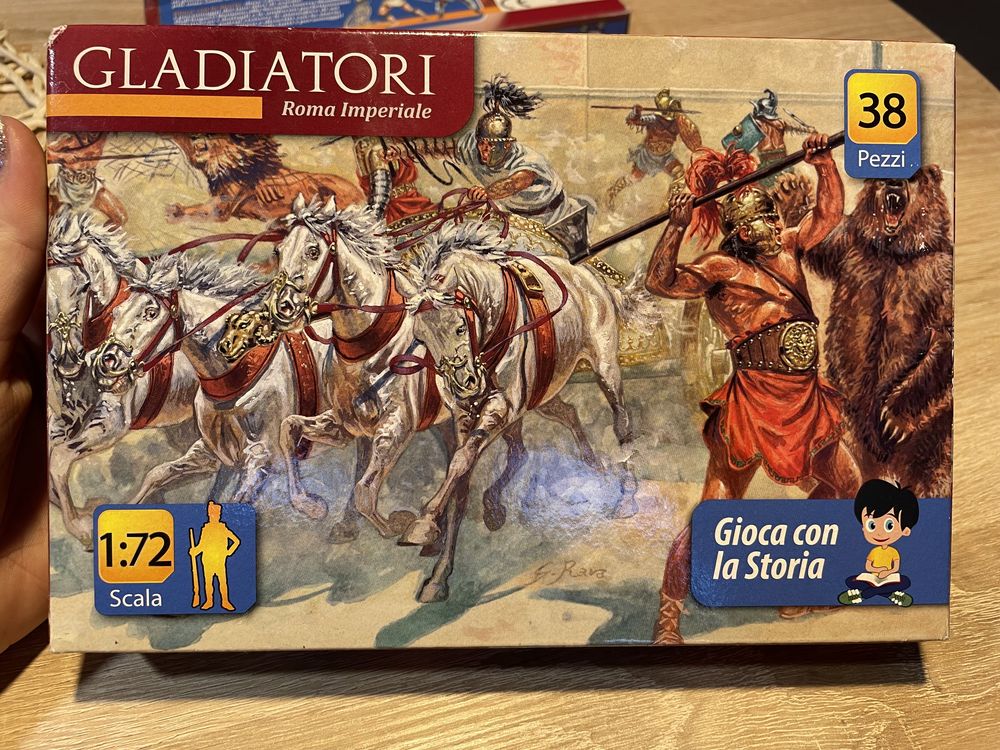 Figurki żołnierze gladiatorzy