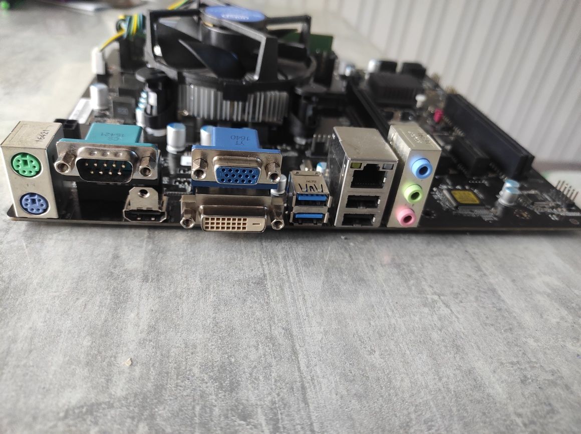 Комплект материнская плата ECS H110M4-C43/core i3-7100/ddr4 4gb/кулер