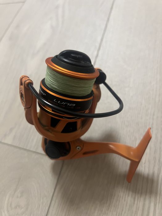 Котушка Select Luna 2000