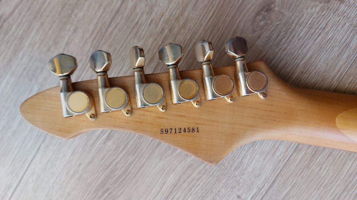 Gitara elektryczna Aria pro magna series