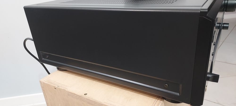 Amplituner Sony VA 333 ES z pilotem