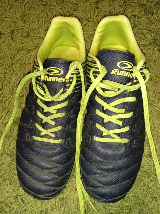 Взуття "Сороконіжки" 38 розмір