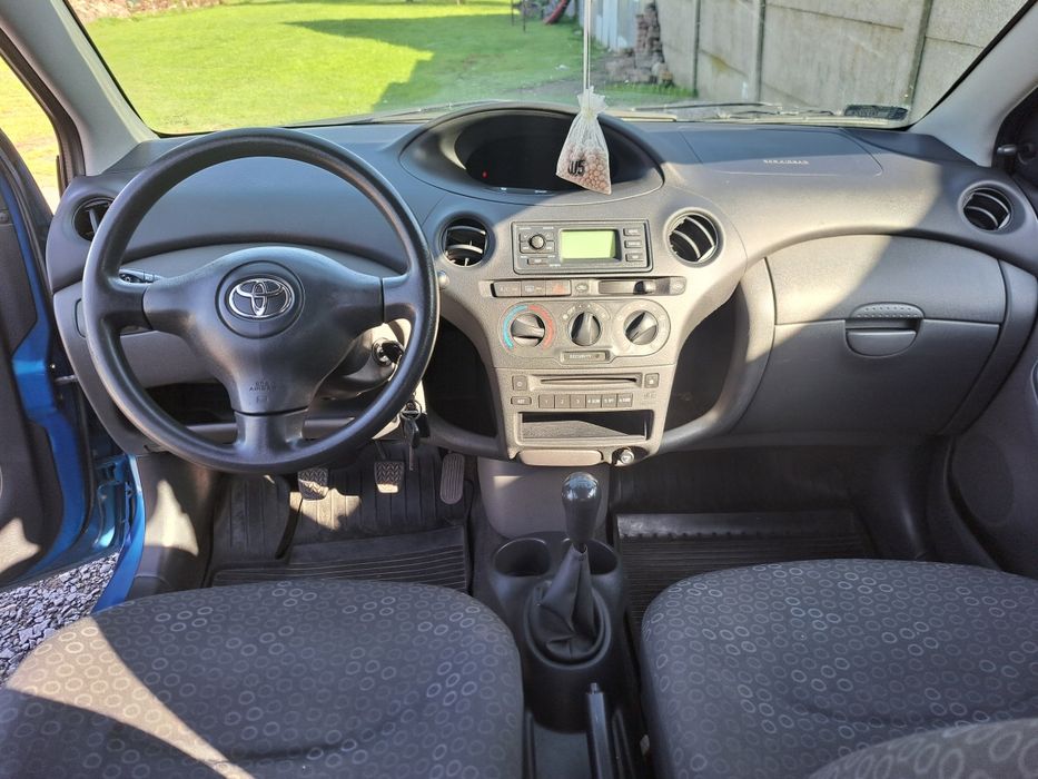 Toyota Yaris 1.0B 2004R Stan BDB