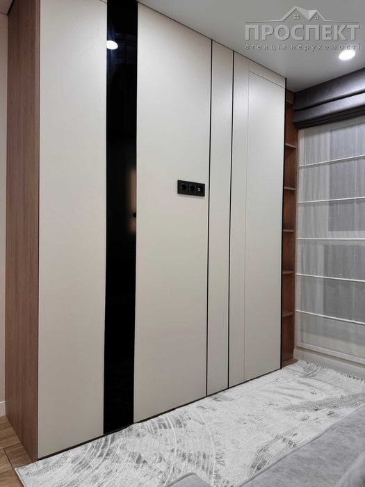 Квартира з новим ремонтом в центрі міста з автономним опаленням