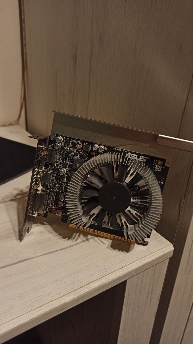 Gtx 1050 2 gb asus