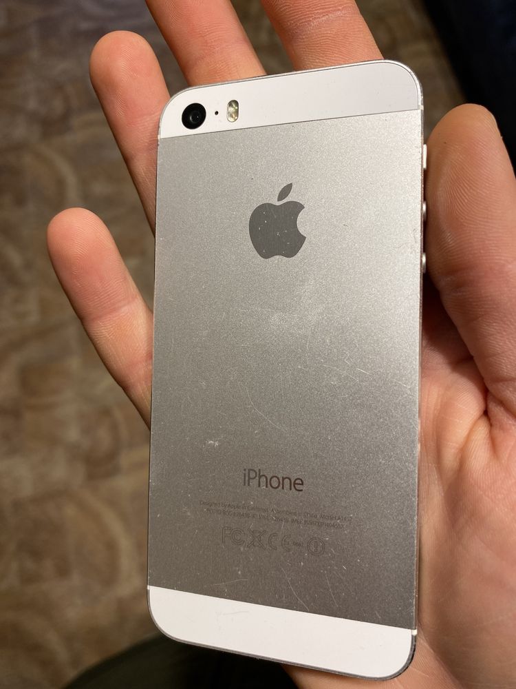 Apple iphone 5s б/у