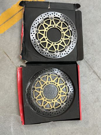 Tarcze hamulcowe Brembo 320 mm Suzuki GSXR 750 K8/K9