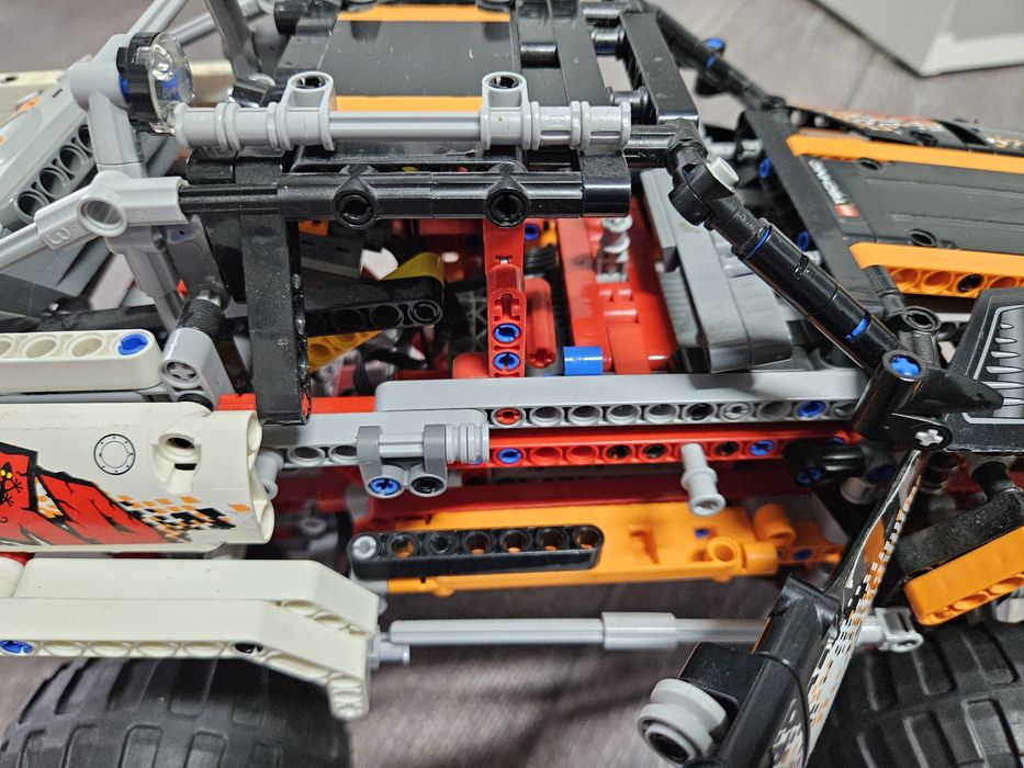 Lego 9398 technic 4х4 отличное состояние оригинал Лего техник джип