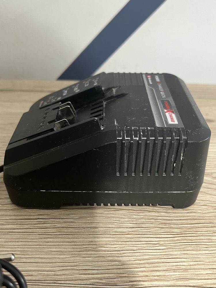 Ładowarka Einhell Power X Charger 3a