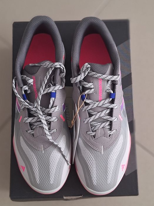 ADIDAS FEVERNOVA COURT 
Rozmiary 44; 42
Cena: 200zł.