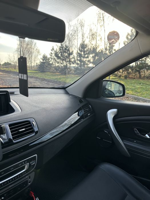 Ranault megane ( меган ) 3 хэтчбек. Bose. 1.5 dci. Механика