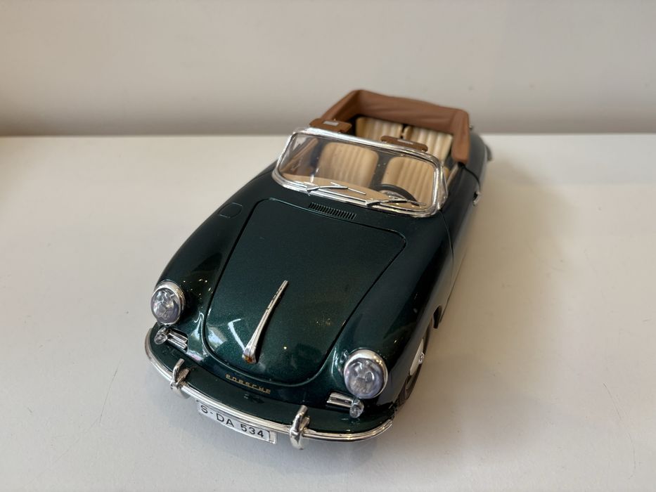 Model Porsche 356B 1:18 BBurago Burago (maisto welly)