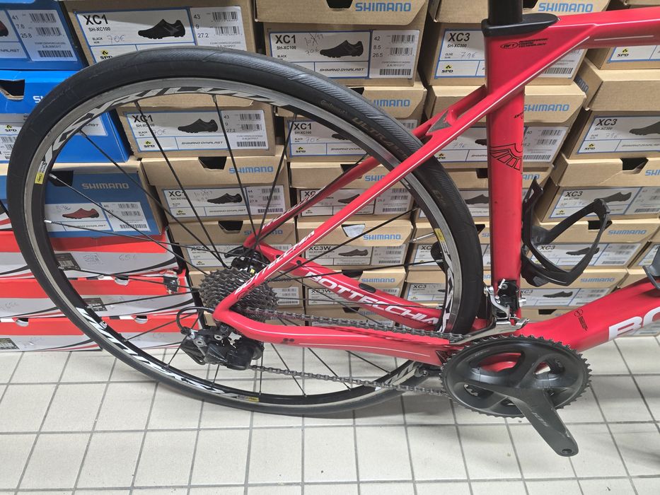 Bicicleta de carbono com dura ace