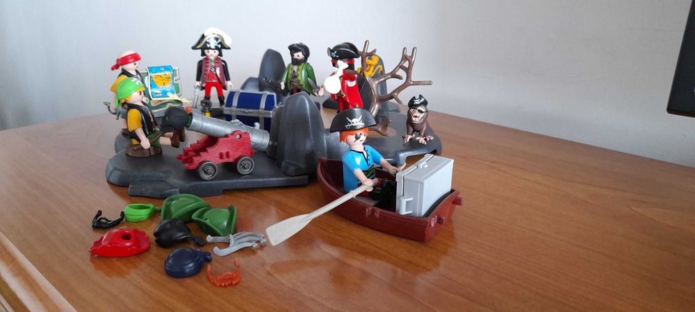 Playmobil Piraci na wyspie z akcesoriami