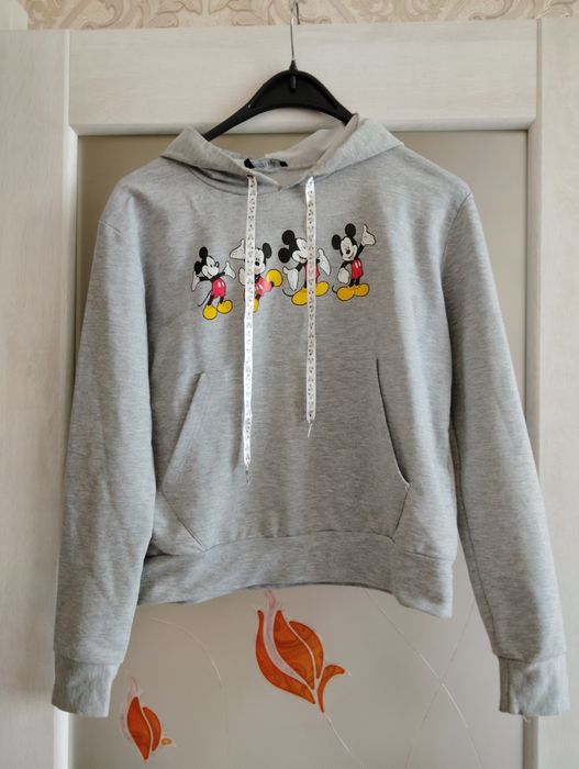 Спортивна кофтинка