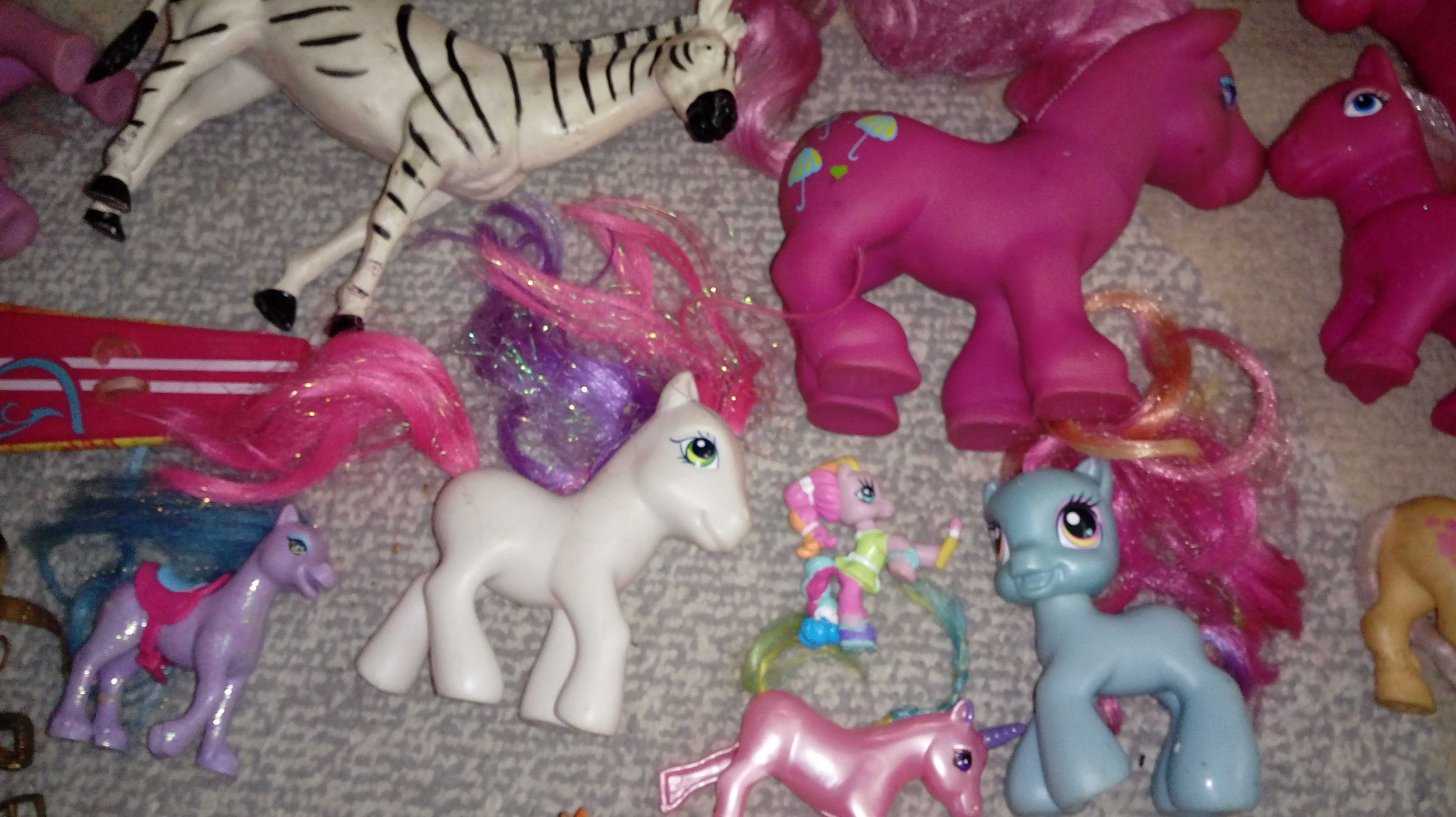 Koniki Pony, Barbie , plecak,drobiazgi dla dziewczynek