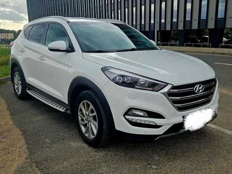 Продаю Hyundai Tucson 1.6 (бензин), 2016 року