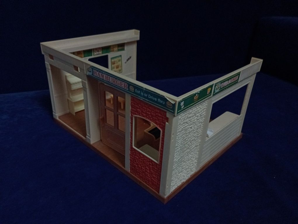 Sylvanian Families hamburger restaurant