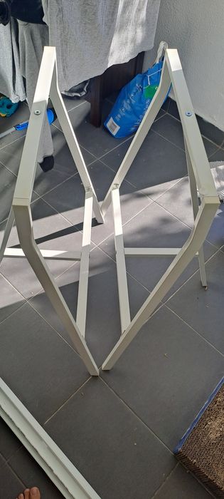 Pés de mesa ikea