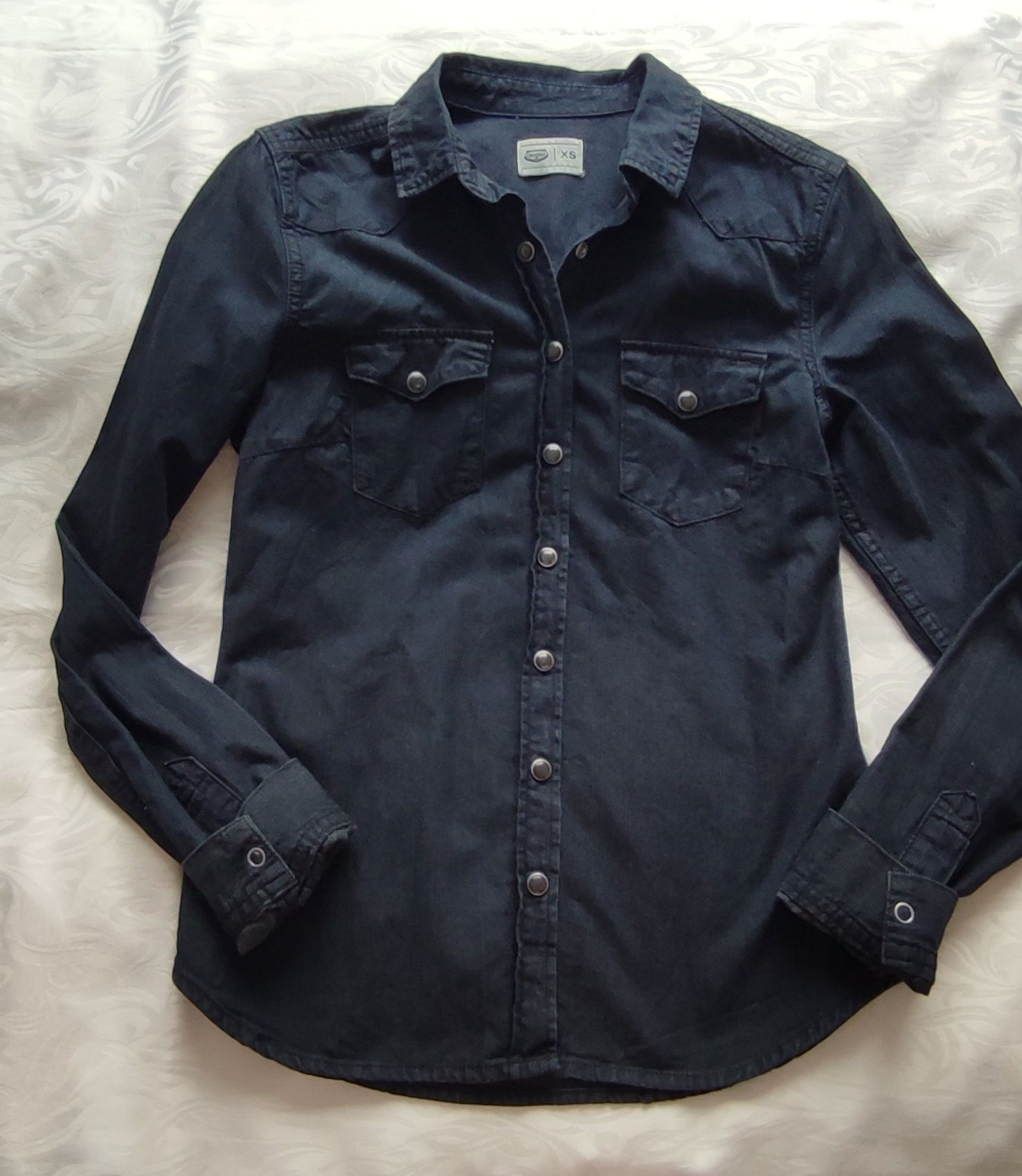 Mini paka 2 koszule jeansowe i 1 sweterek z kapturem 152 cm