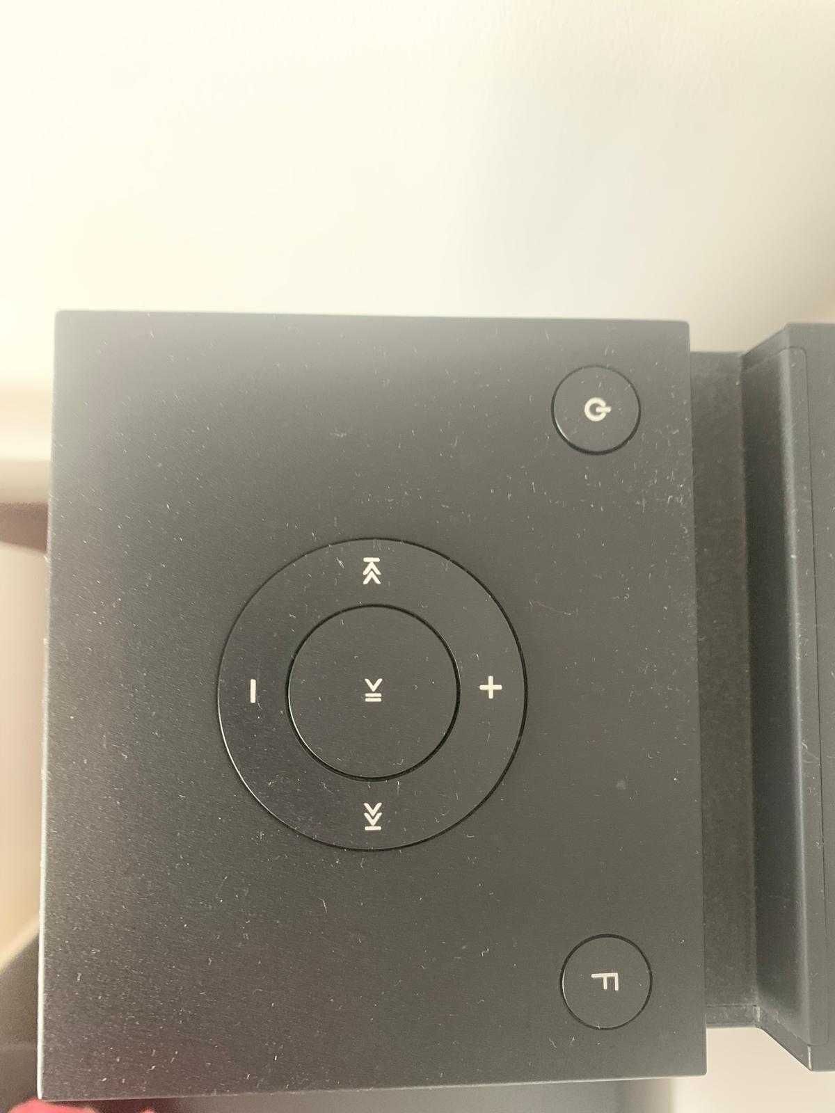 Coluna exterior LG