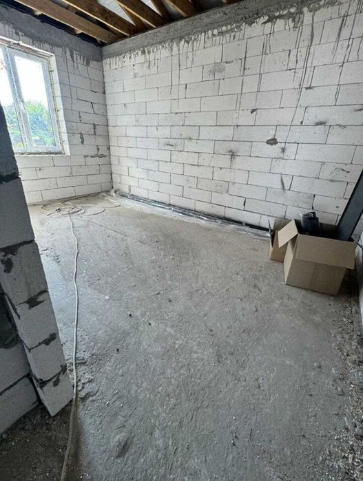 будинок в Лезнево