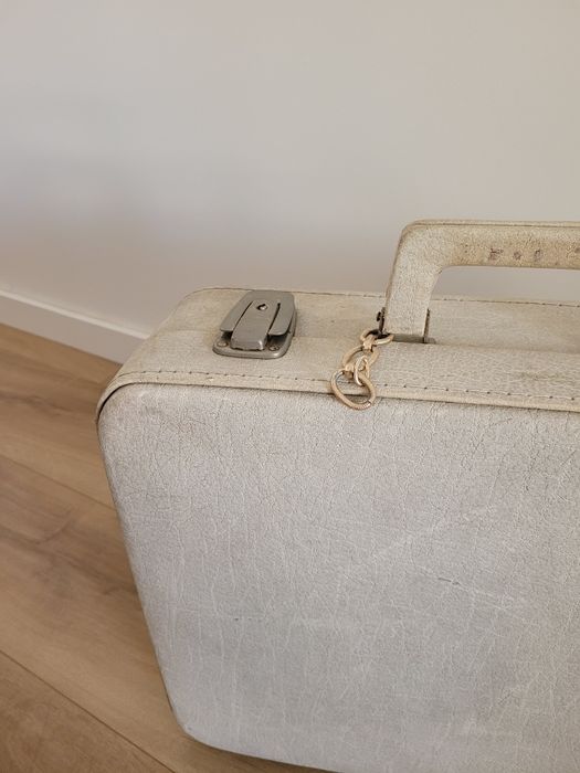 Mala vintage branca