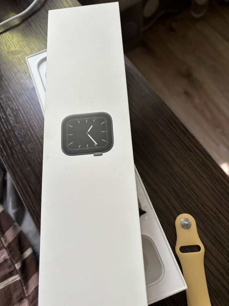 Apple watch SE1 40 мм