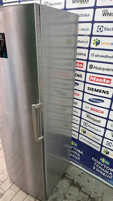 Морозильна камера б/в ELECTROLUX 185 Металік No Frost #07492