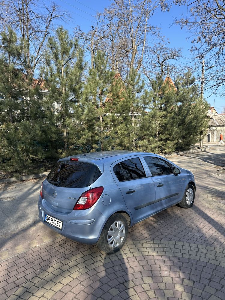 Opel corsa avtomat