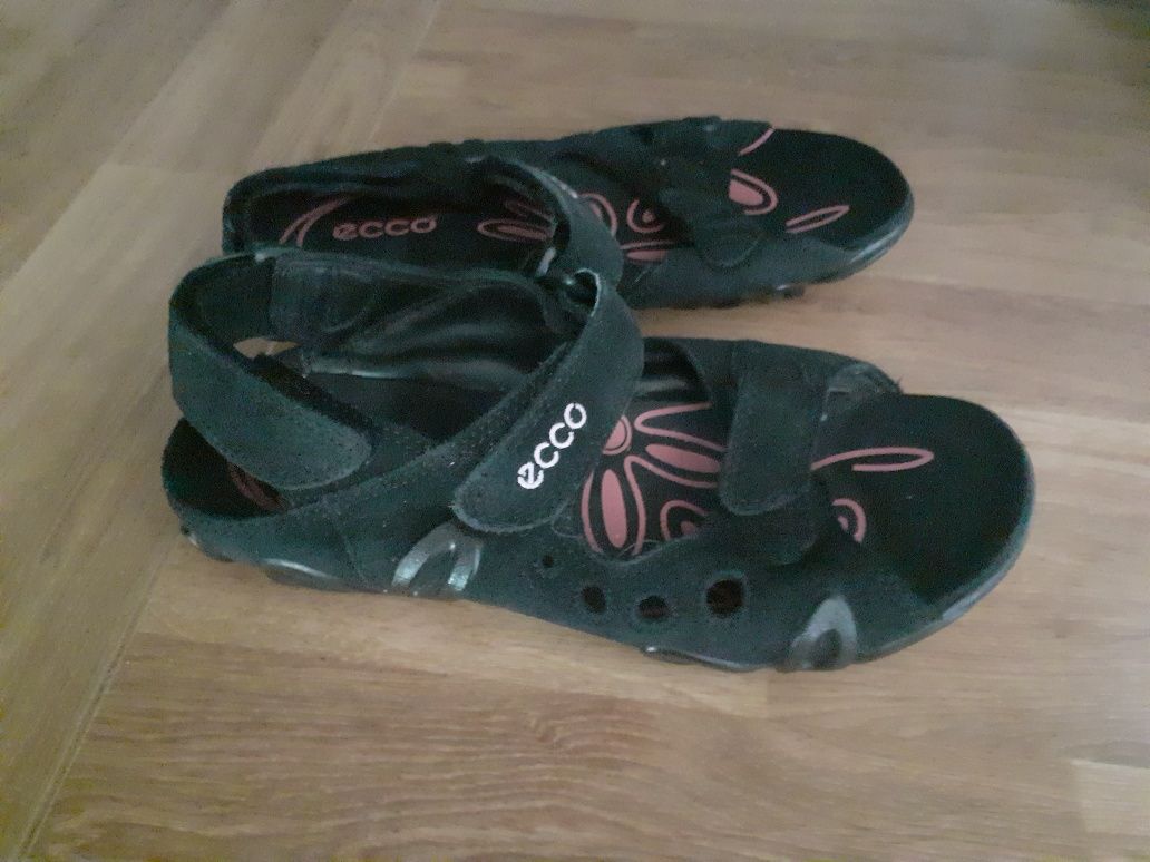 Buty  dla dziewczynki  ecco