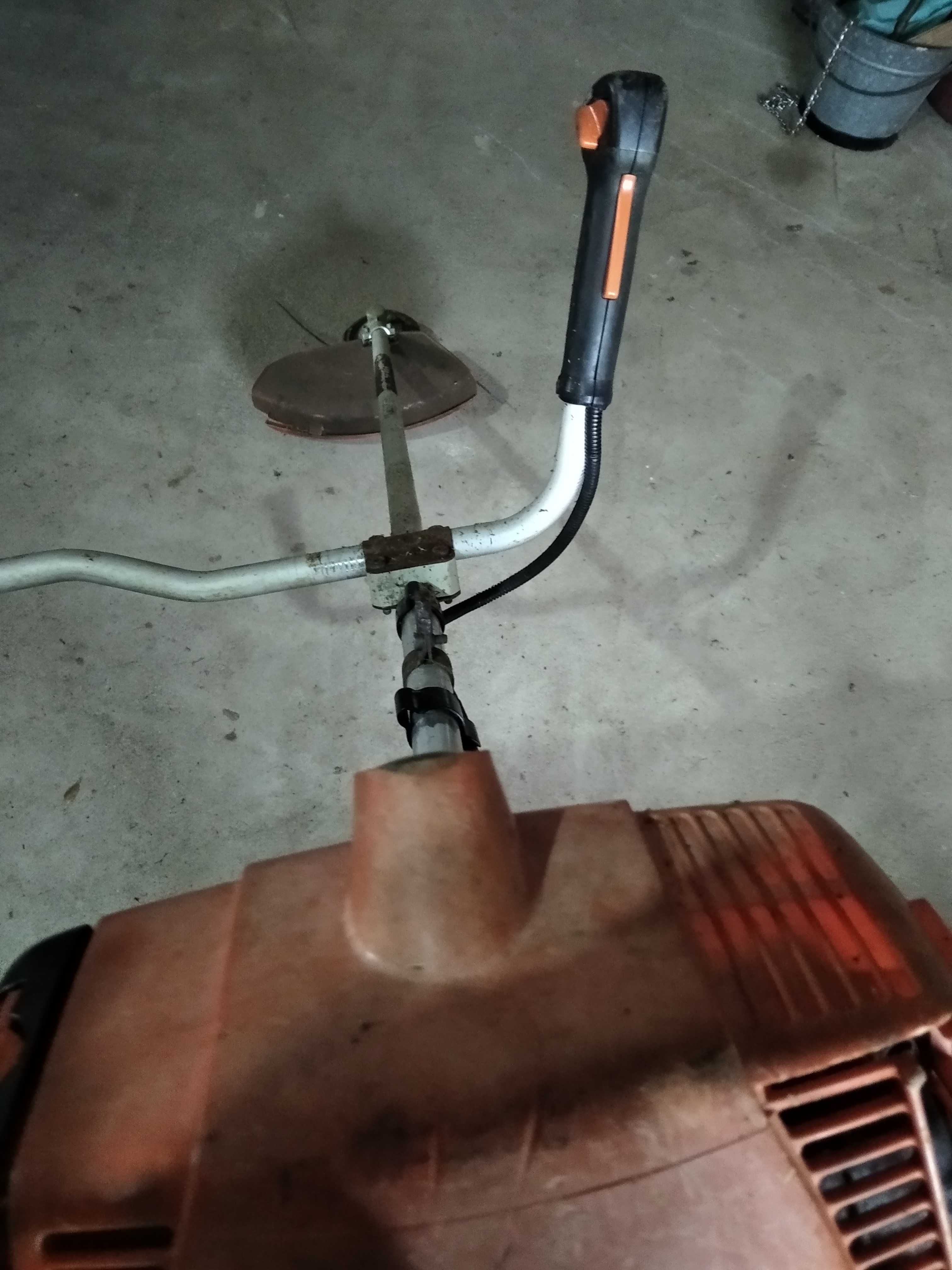 Roçadora Stihl FS200