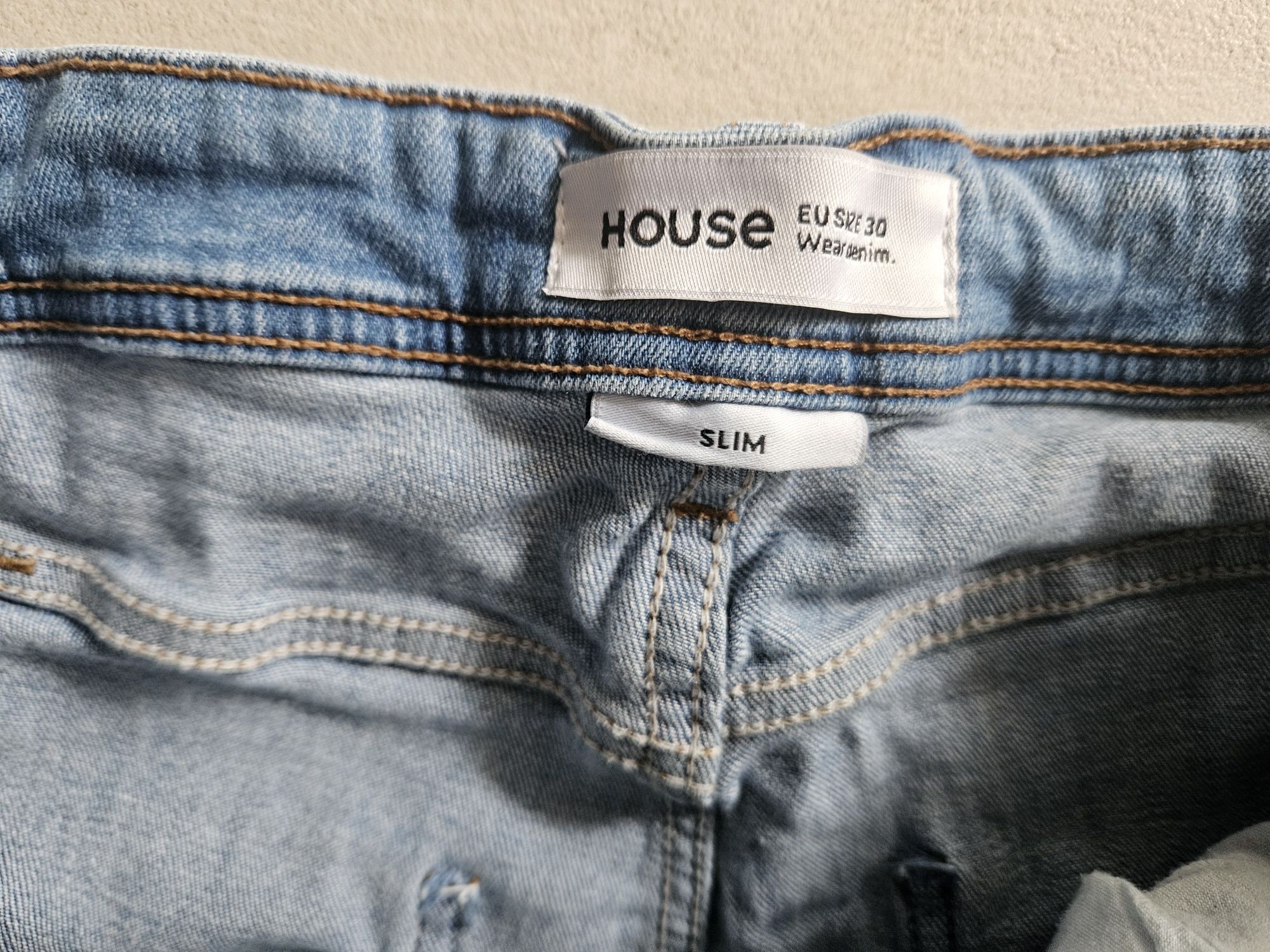 Spodenki jeansowe z elastyna House slim 30 pasuje na L
