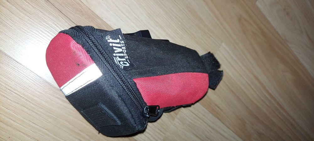 torebka rowerowa z uchwytem pod siodełko