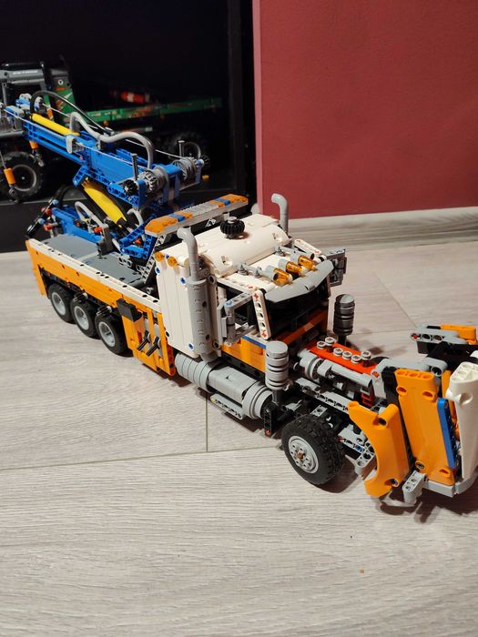 LEGO® 42128 Technic - Ciężki samochód pomocy drogowej