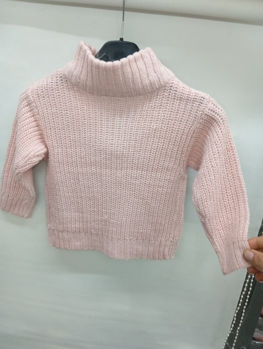 Gruby sweter dla dziewczynki roz dostępny od 92 do 116 cm