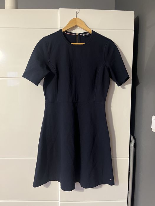 Tommy Hilfiger sukienka damska M granat elegancka