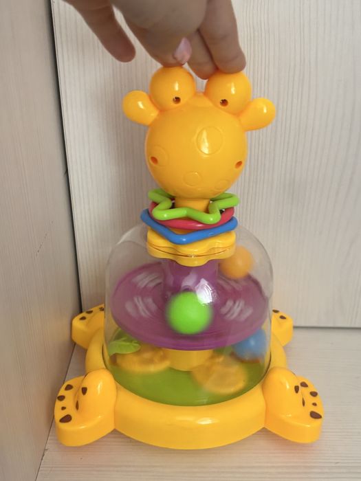 Дитяча іграшка жираф