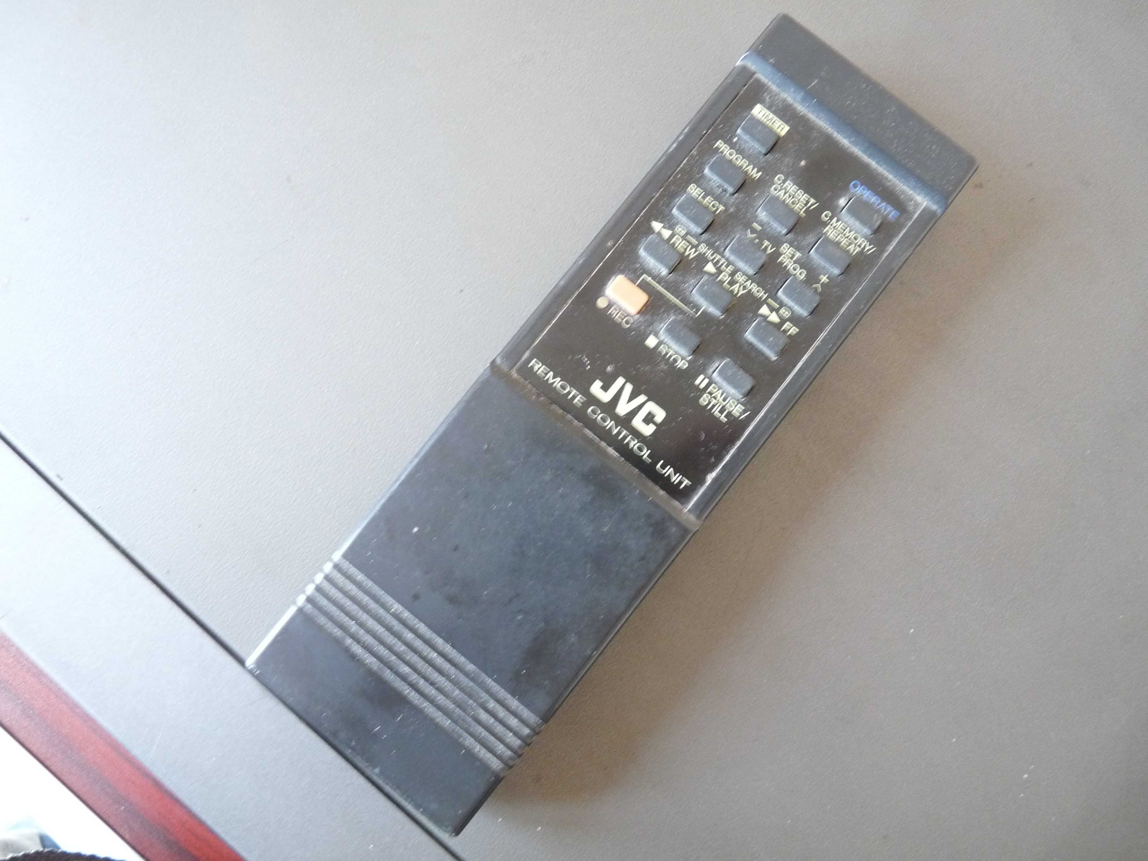 magnetowid JVC HR-D 560 EE