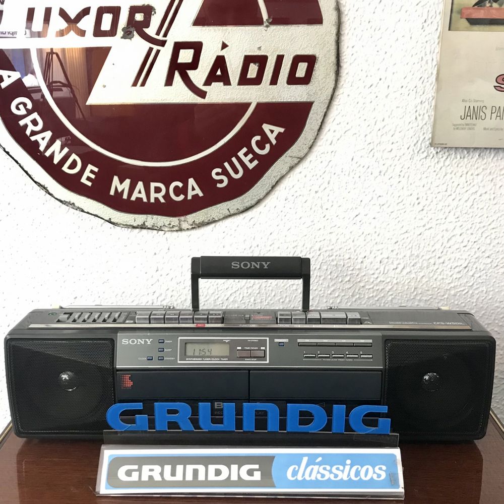 Rádio Cassete SONY CFS-W501L Excelente Estado - Loja Grundig Clássicos