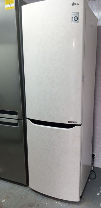 АКЦІЯ! Тихий та надійний холодильник RB33J3200SA. Гарантія. Доставка