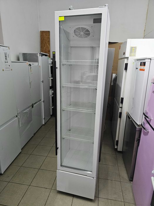 Lodówka witryna chłodnia ze szklanymi drzwiami | 202cm | 240L | gw3mce