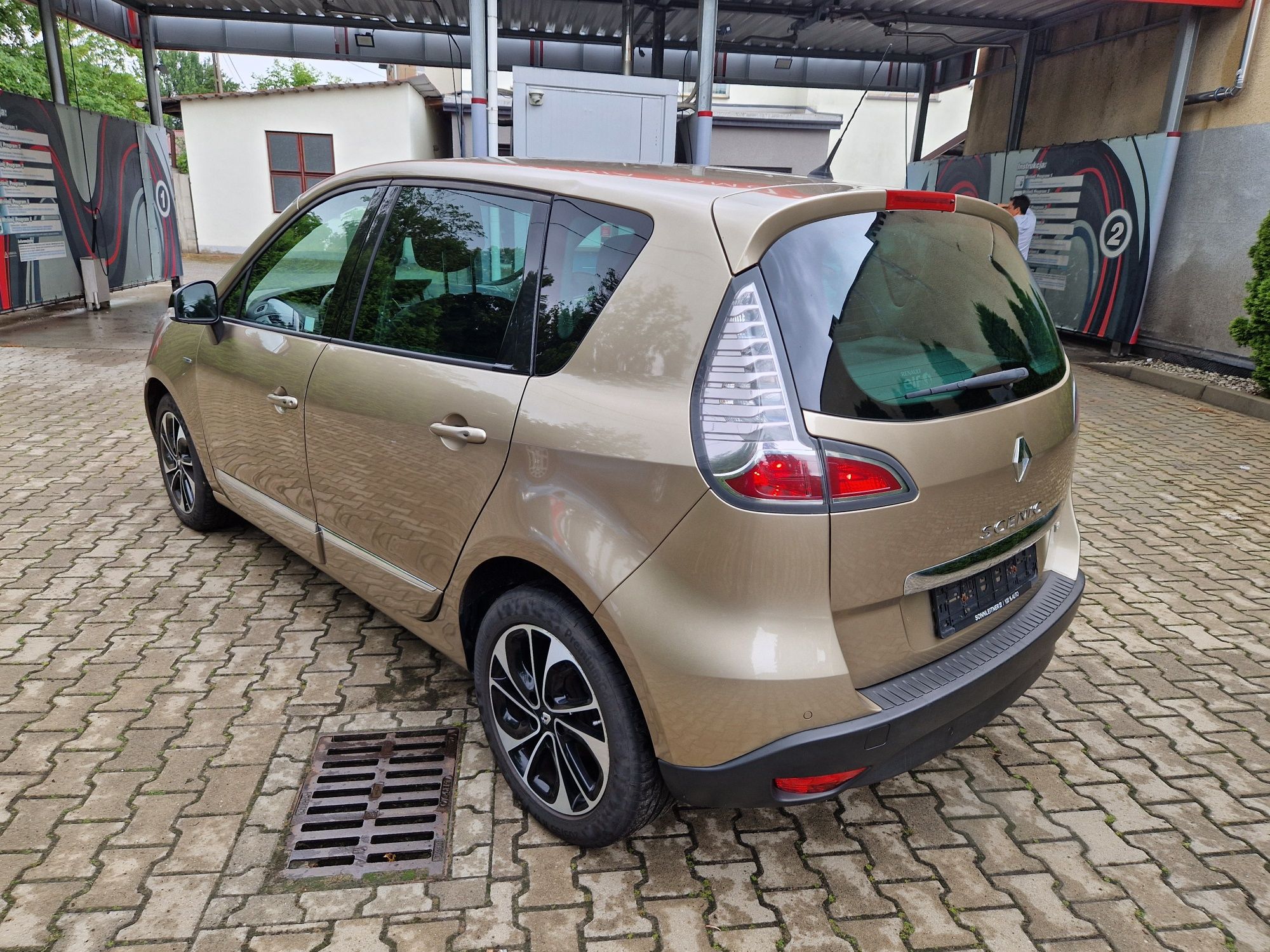 Renault Scenic 1.2 tce BOSE  import Niemcy