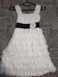 Сукня на випускний на вечірку на виступ біла