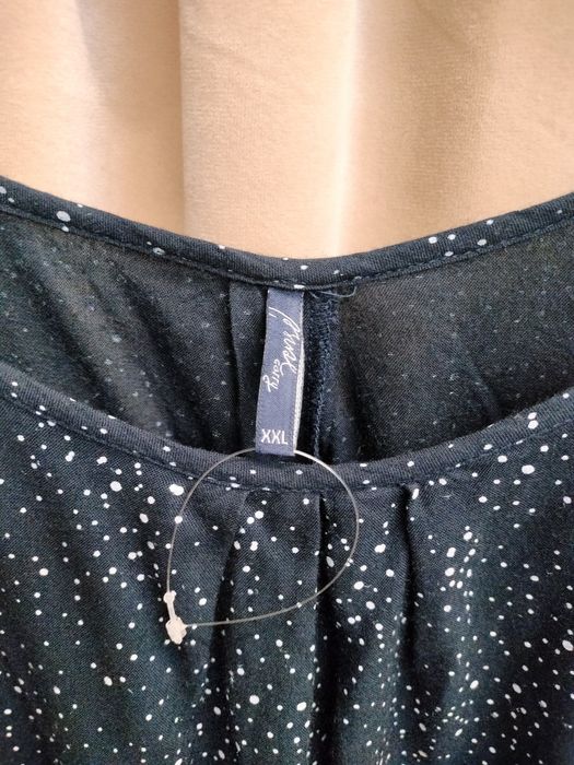 Sukienka wiskozowa r.44 nowa bez metki Carry