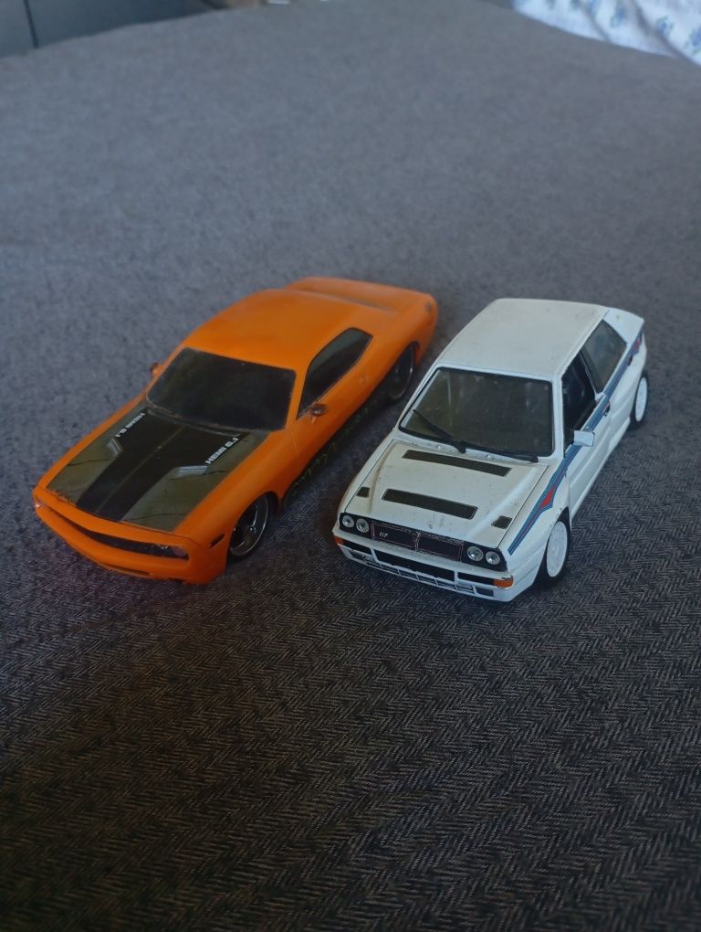 Dodge challenger 1:24