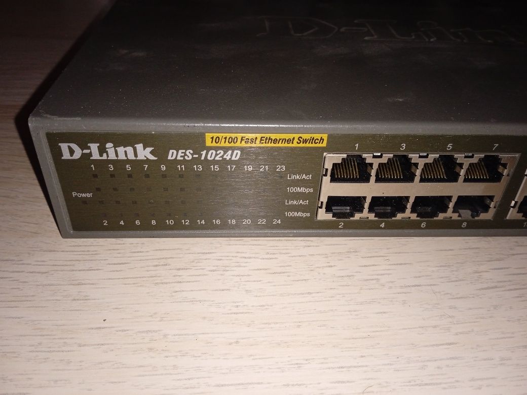 Switch D-link des 1024D