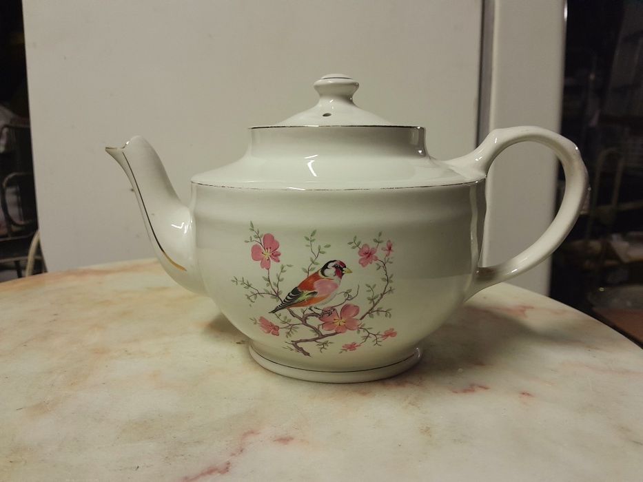 Antigo bule da fábrica sacavem