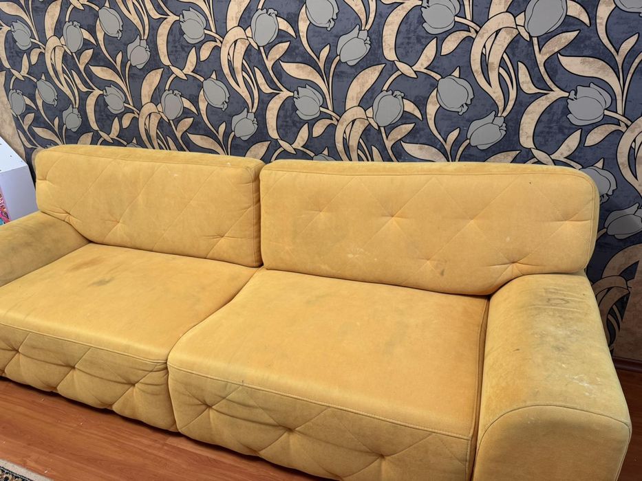 Диван гостевой,удобный,но есть некоторые неполадки