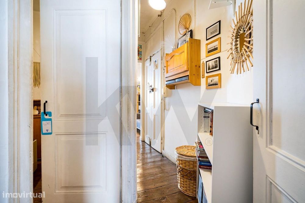 Apartamento T3 - Rua Coelho da  Rocha - Coração de Campo de Ourique